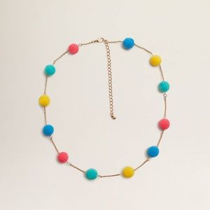 Pompom necklace